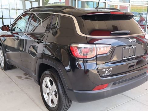 Used 2018 Jeep Compass Latitude AWD/4WD image 6