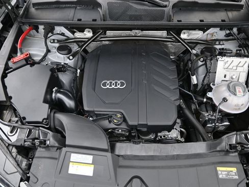 Used 2023 Audi Q5 2.0T Premium Plus AWD/4WD image 28