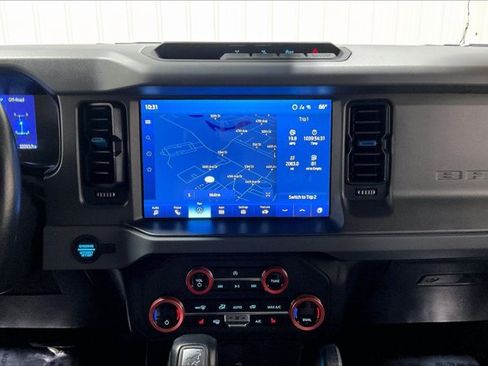 Used 2024 Ford Bronco Black Diamond AWD/4WD image 6