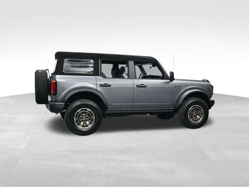New 2025 Ford Bronco 4-Door image 2