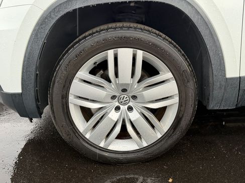 Used 2019 Volkswagen Atlas SE w/ Towing Package FWD image 8