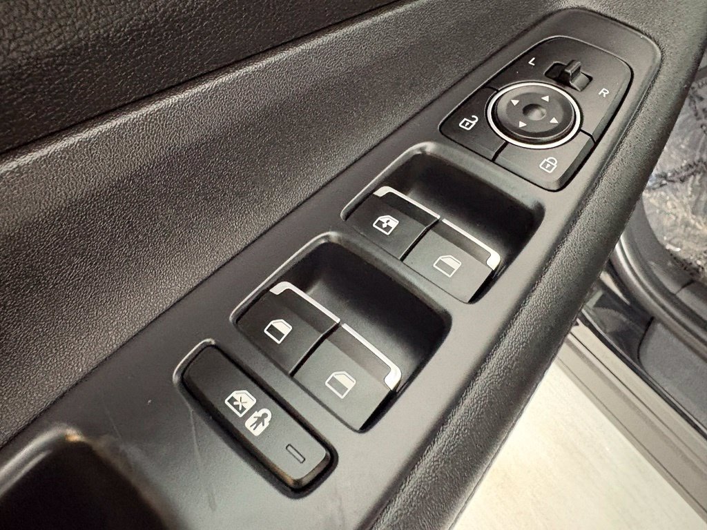 Used 2023 Hyundai Santa Fe SE AWD/4WD image 20