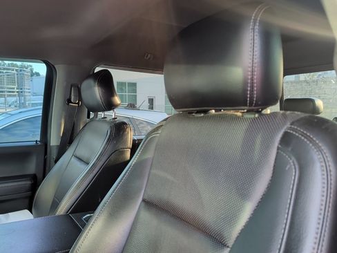 Used 2017 Ford F150 Lariat AWD/4WD image 6