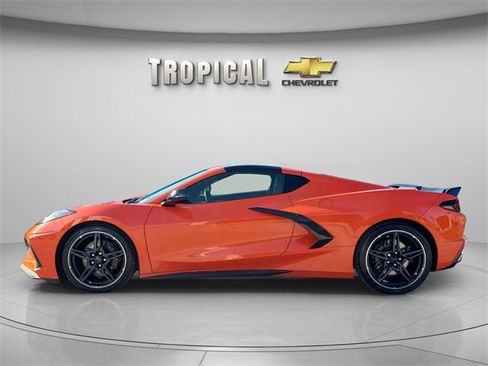 Used 2021 Chevrolet Corvette Stingray Preferred Cpe w/ Z51 Performance Package image 2