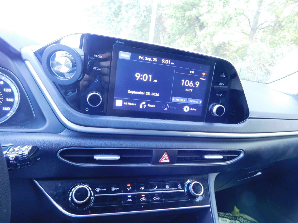Used 2022 Hyundai Sonata SE FWD image 4
