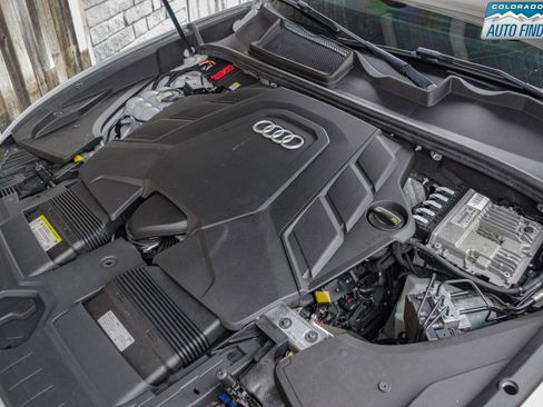 Used 2019 Audi Q8 Premium image 27