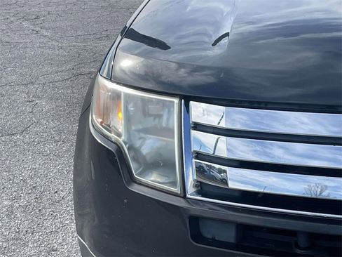 Used 2010 Ford Edge SEL image 11