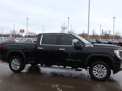 Used 2021 GMC Sierra 2500 Denali w/ Denali Ultimate Package image 16
