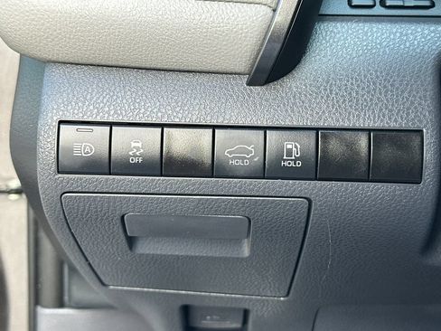 Used 2024 Toyota Camry SE FWD image 18