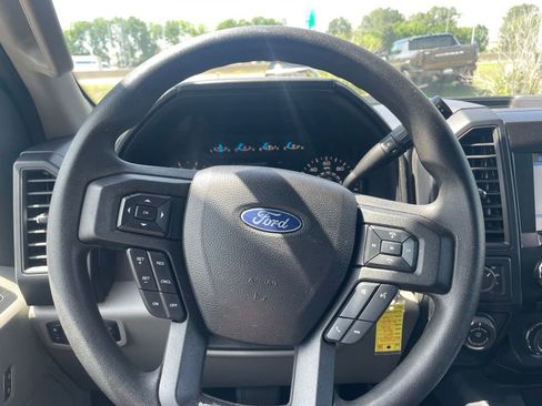 Used 2017 Ford F150 XL w/ Equipment Group 101A Mid AWD/4WD image 13