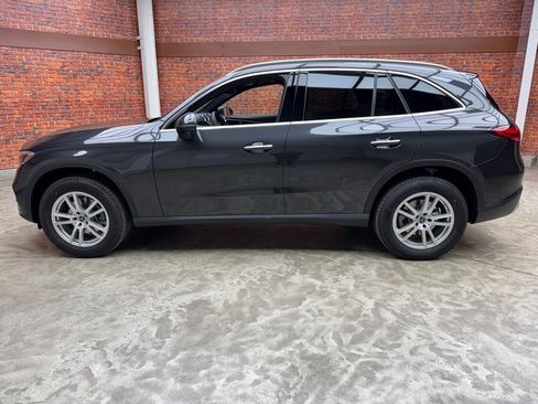 New 2026 Mercedes-Benz GLC 300 GLC 300 image 2