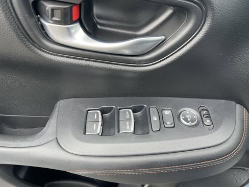 Certified 2024 Honda HR-V Sport image 15