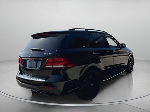 Used 2017 Mercedes-Benz GLE 43 AMG 4MATIC image 28