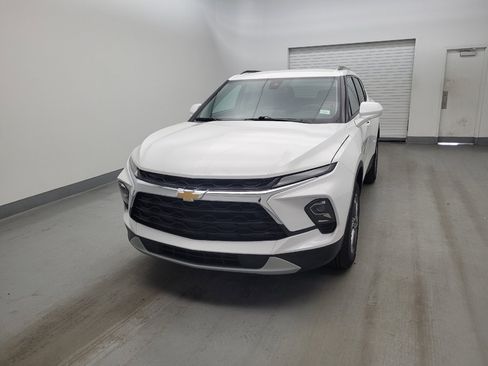 Used 2024 Chevrolet Blazer LT w/ Convenience Package FWD image 15