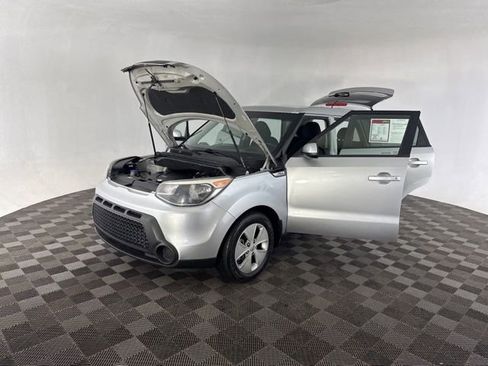 Used 2015 Kia Soul image 12