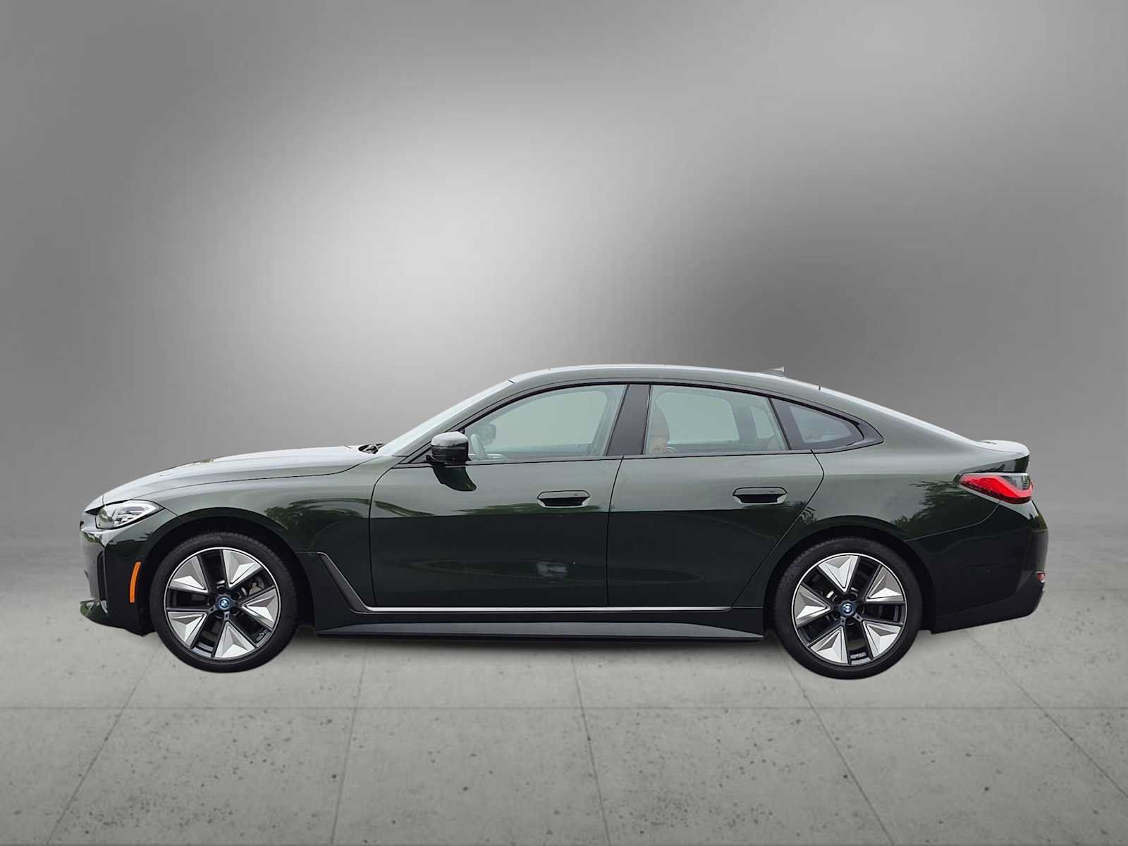 Used 2023 BMW i4 eDrive35 w/ Premium Package RWD image 5
