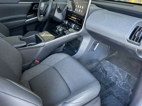 Certified 2023 Toyota bZ4X AWD image 15