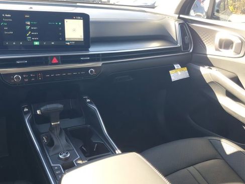 New 2026 Kia Sorento EX FWD image 12