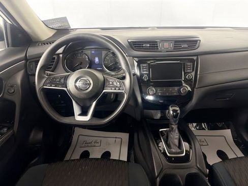 Used 2018 Nissan Rogue S AWD/4WD image 21