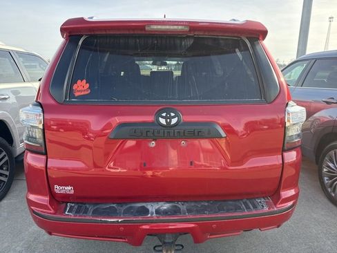 Used 2016 Toyota 4Runner Limited image 8