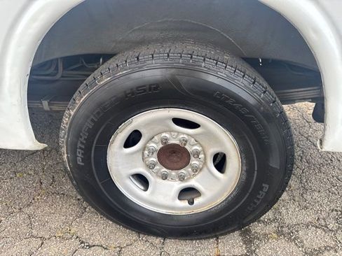 Used 2008 Chevrolet Express 3500 Extended Passenger w/ LT Preferred Equipment Group image 23