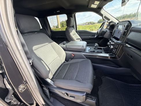 Used 2021 Ford F150 XLT w/ Equipment Group 302A High image 16