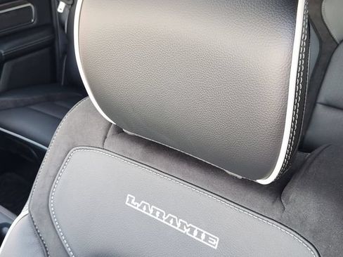 New 2026 RAM 1500 Laramie AWD/4WD image 12