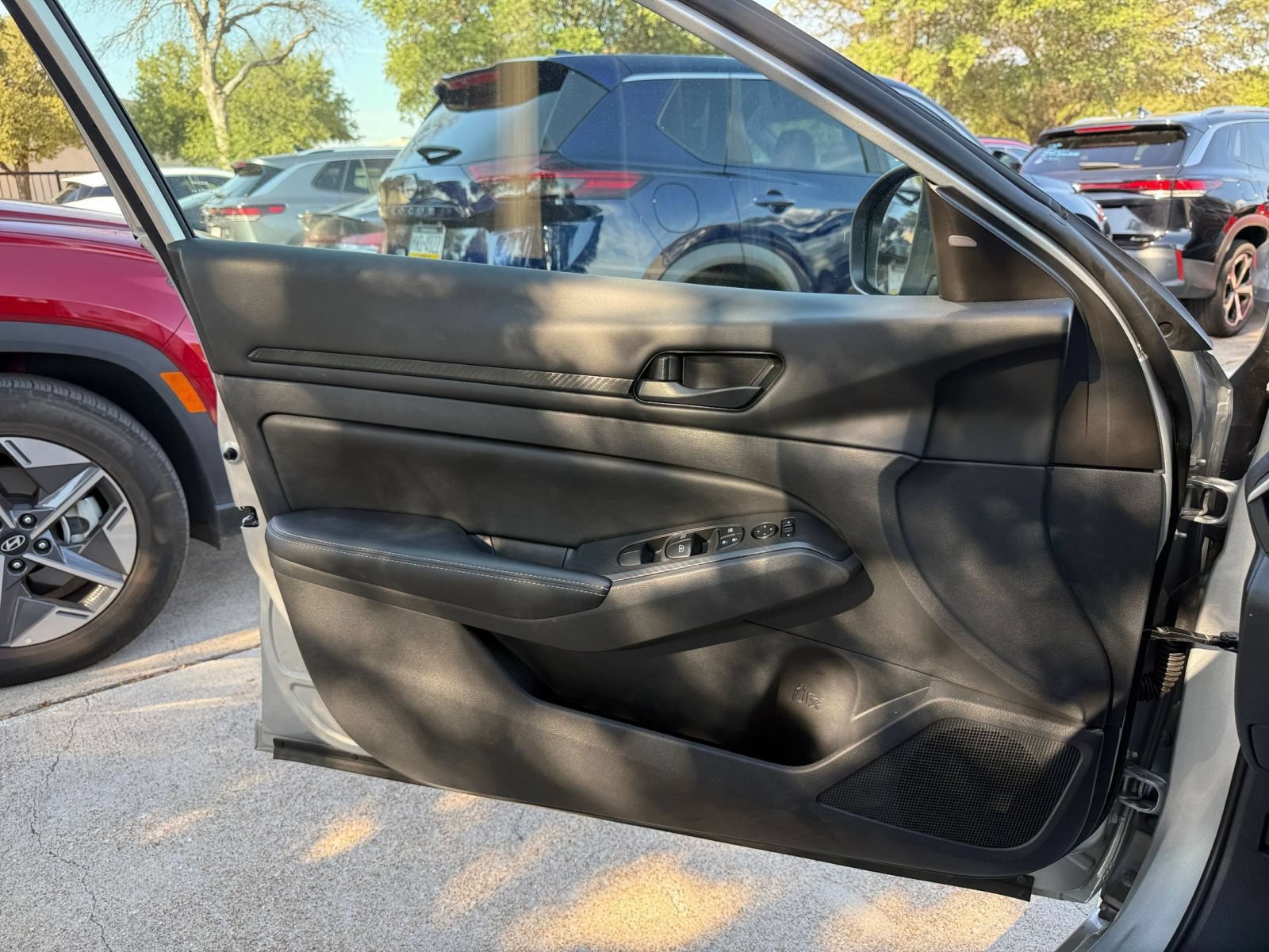 Used 2026 Nissan Altima 2.5 SV FWD image 18