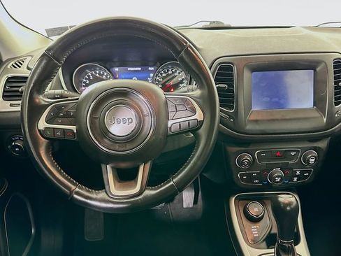 Used 2018 Jeep Compass Latitude w/ Popular Equipment Group AWD/4WD image 23