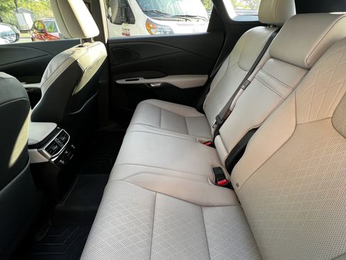 Used 2024 Lexus RX 350 Premium Plus w/ Convenience Package image 30