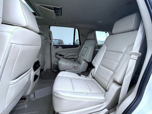 Used 2020 GMC Yukon Denali w/ Denali Premium Package image 20