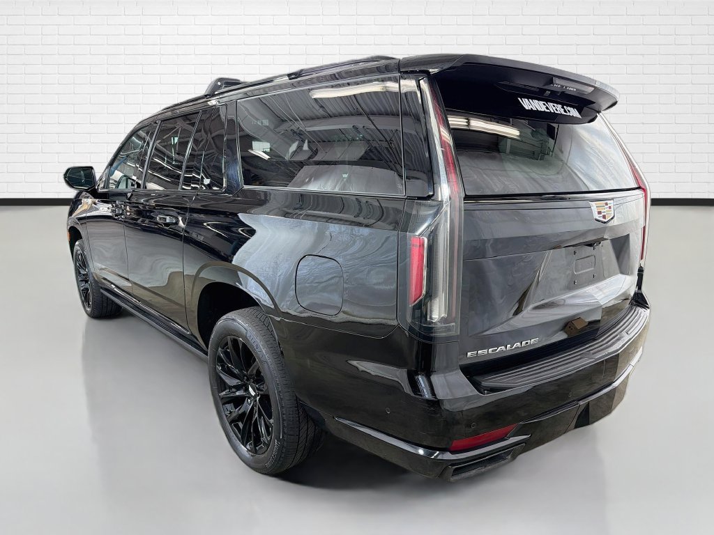 Used 2021 Cadillac Escalade ESV Sport Platinum AWD/4WD image 7