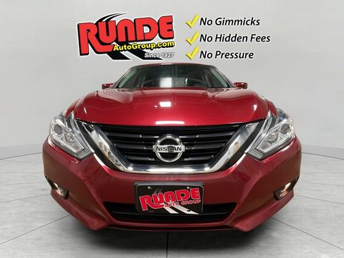 Used 2017 Nissan Altima 2.5 SV FWD image 9