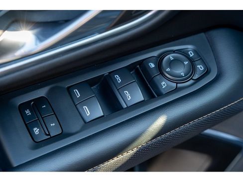 Used 2023 GMC Yukon AT4 w/ AT4 Premium Plus Package AWD/4WD image 14