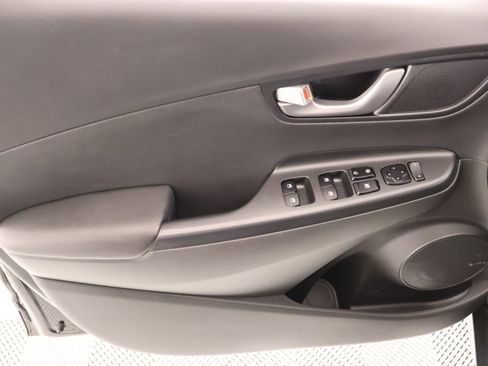 Used 2021 Hyundai Kona Ultimate image 16