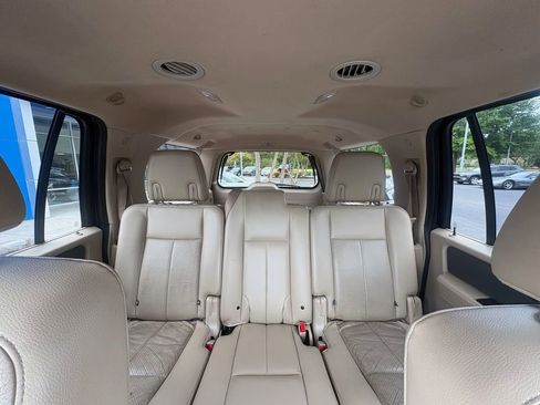Used 2014 Ford Expedition EL XLT w/ Equipment Group 202A AWD/4WD image 14