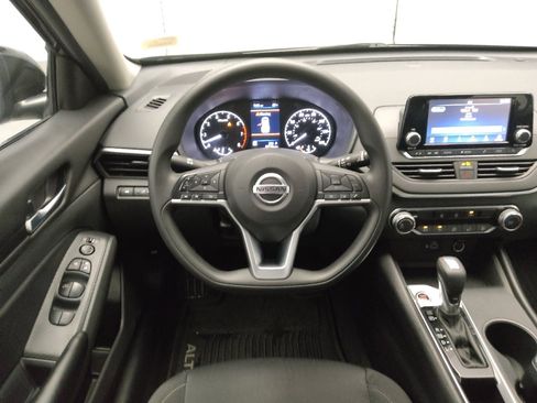 Used 2021 Nissan Altima 2.5 S FWD image 22