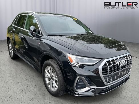 Used 2025 Audi Q3 2.0T Premium Plus w/ Premium Plus Package AWD/4WD image 3