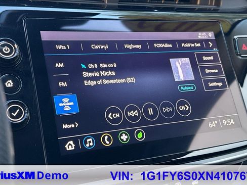 Used 2022 Chevrolet Bolt EUV LT image 34