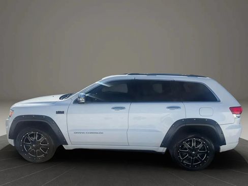 Used 2014 Jeep Grand Cherokee Overland w/ Advanced Technology Group AWD/4WD image 10