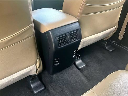 Used 2017 Toyota 4Runner SR5 RWD image 31