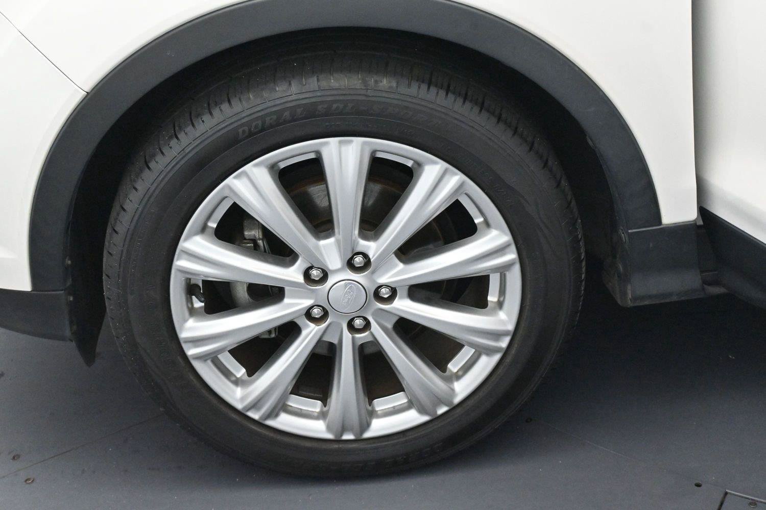 Used 2017 Ford Escape Titanium FWD image 38