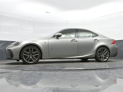 Used 2020 Lexus IS 300 F Sport w/ F Sport Package image 16