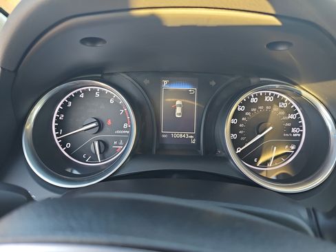 Used 2018 Toyota Camry LE image 20