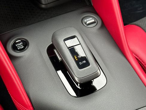 Used 2025 Nissan Z Performance w/ Floor Mat Package image 18