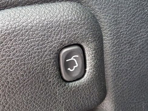 Used 2017 Jeep Grand Cherokee Limited image 30