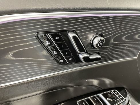 Used 2025 Cadillac Lyriq Sport image 18