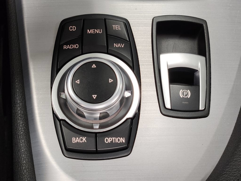 Used 2012 BMW Z4 sDrive35i RWD image 30