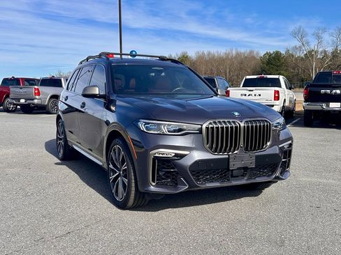 Used 2020 BMW X7 M50i image 5