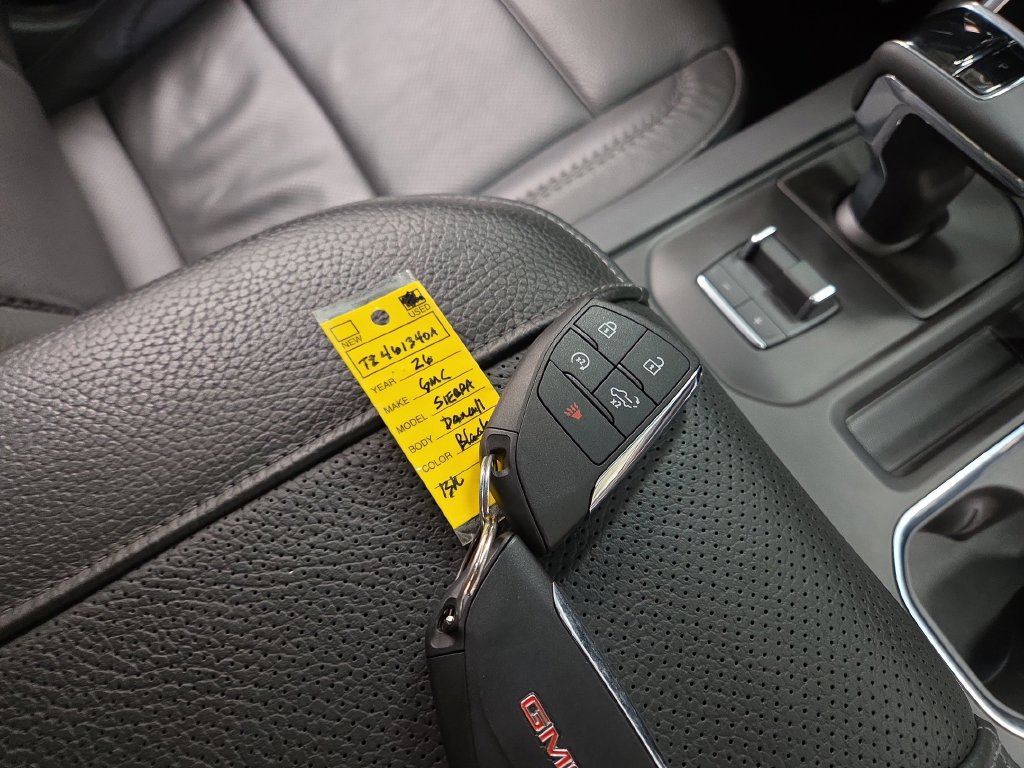 Used 2026 GMC Sierra 1500 Denali AWD/4WD image 14